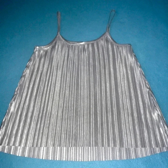 H&M shimmering pleated spaghetti strap tank top NEW size S - Picture 1 of 6
